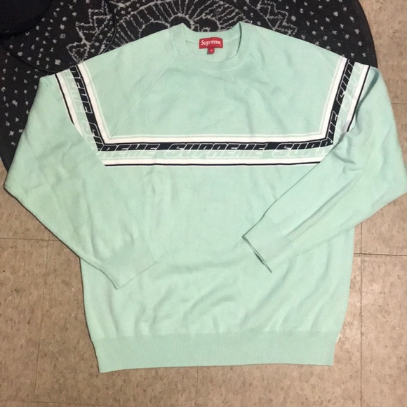 supreme raglan sweater